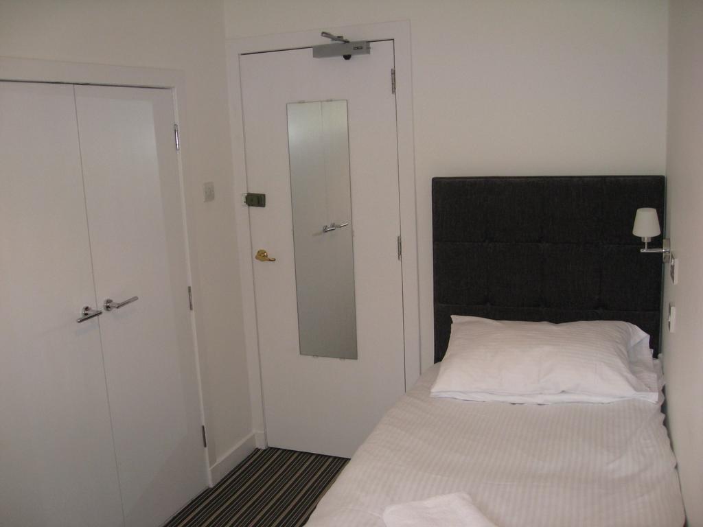 Aaran Central Guesthouse Абердин Номер фото